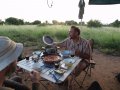 Abendessen im Mago Nationalpark (Äthiopien)