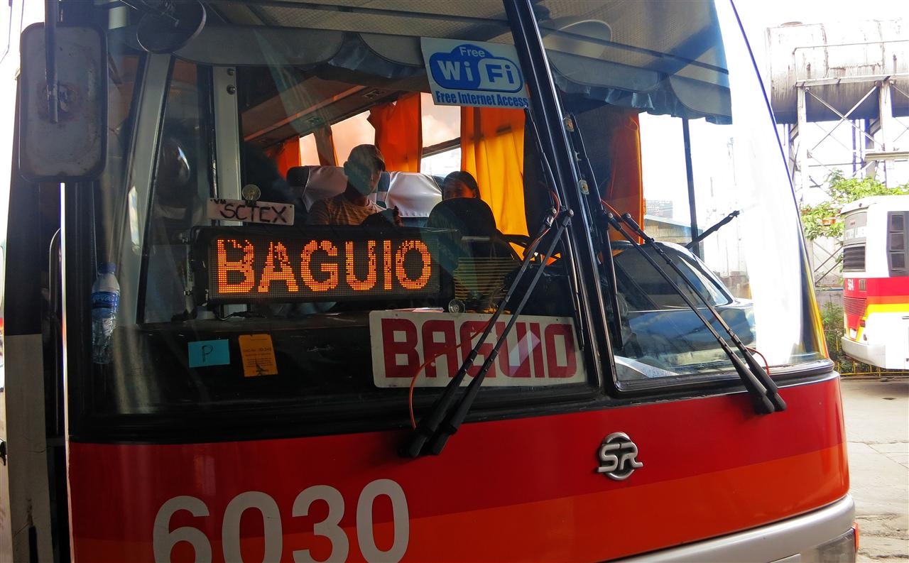 Reisebus nach Baguio (Philippinen)